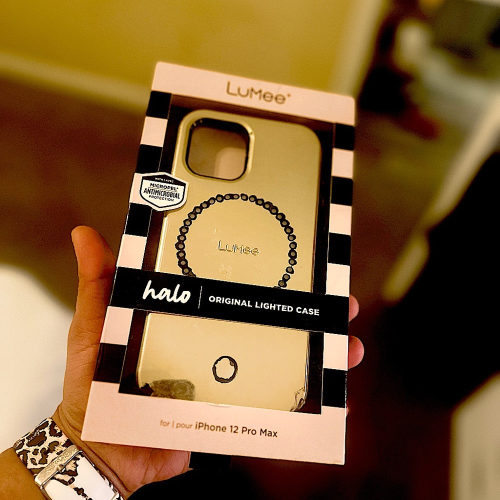 LuMee iPhone 12 Pro Max original lighted case
